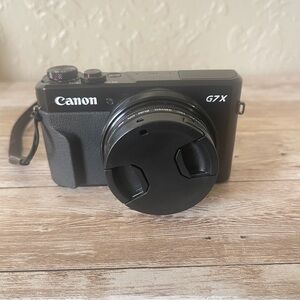 Canon PowerShot G7X Mark II